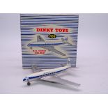 DINKY DIECAST AIRCRAFT: A 702 'DH COMET JET AIRLINER BOAC' - VG/E IN VG BOX WITH PACKING PIECE