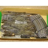 A TRAY OF N GAUGE TRACK TO INCLUDE POINTS AND CURVES mostly by PECO Generally G/VG (unboxed) (Q)