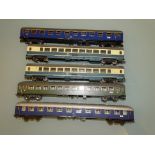 HO GAUGE: A GROUP OF UNBOXED COACHES BY PIKO, ROCO ETC - G/VG (UNBOXED) (5)