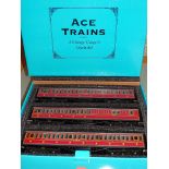 O GAUGE: AN ACE TRAINS C/1 TINPLATE NON-CORRIDOR STOCK COACH SET IN LMS MAROON LIVERY AS LOTTED -