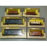 OO GAUGE: WRENN: A GROUP OF SIX VARIOUS WAGONS AS LOTTED - VG/E IN F/G BOXES (6)