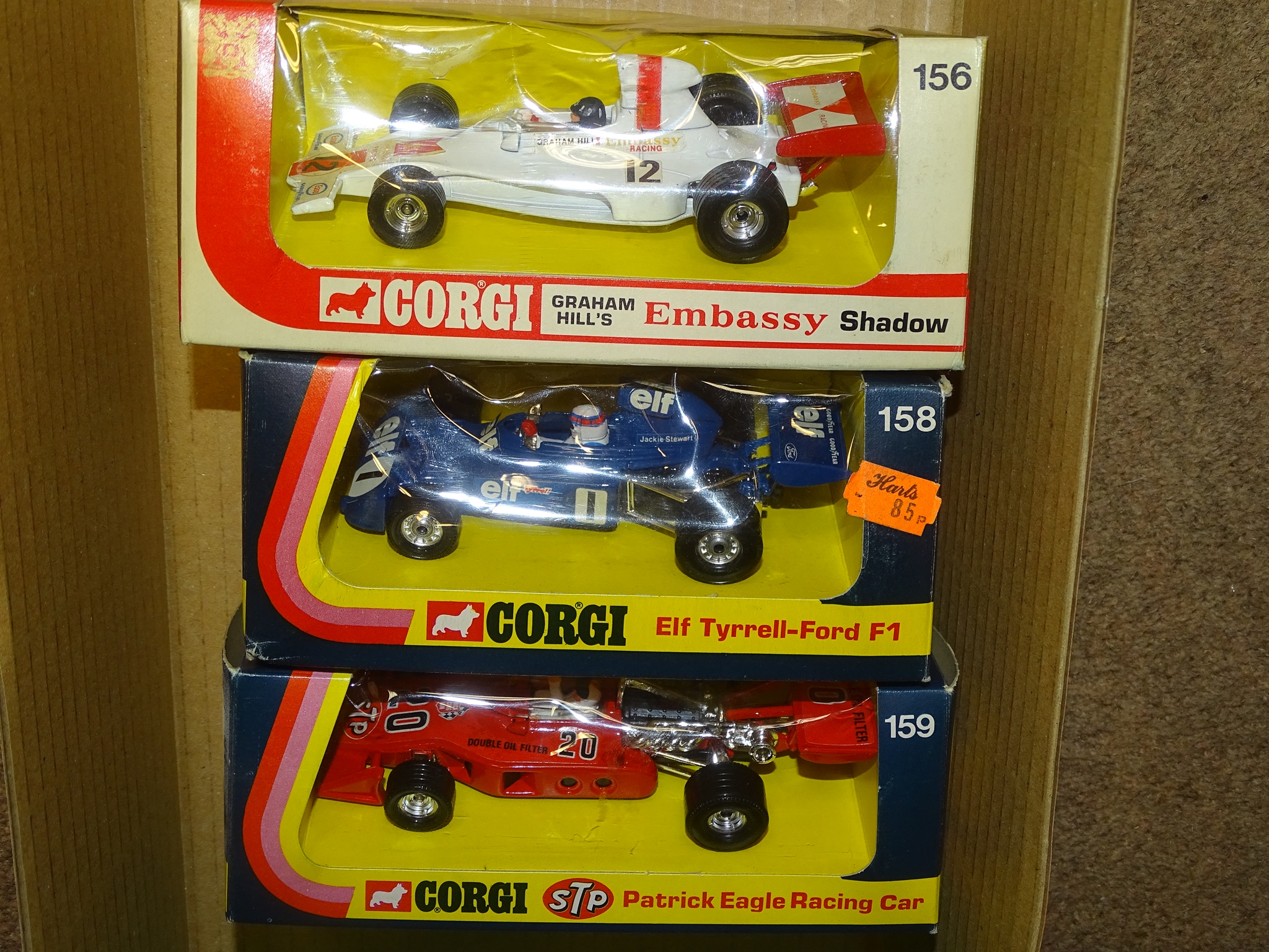A GROUP OF CORGI FORMULA 1 RACING CARS to include 156 GRAHAM HILL'S EMBASSY SHADOW, 158 ELF