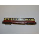 A GRAHAM FARISH N GAUGE EX-GWR DIESEL RAILCAR IN BR CRIMSON/CREAM LIVERY VG (unboxed)