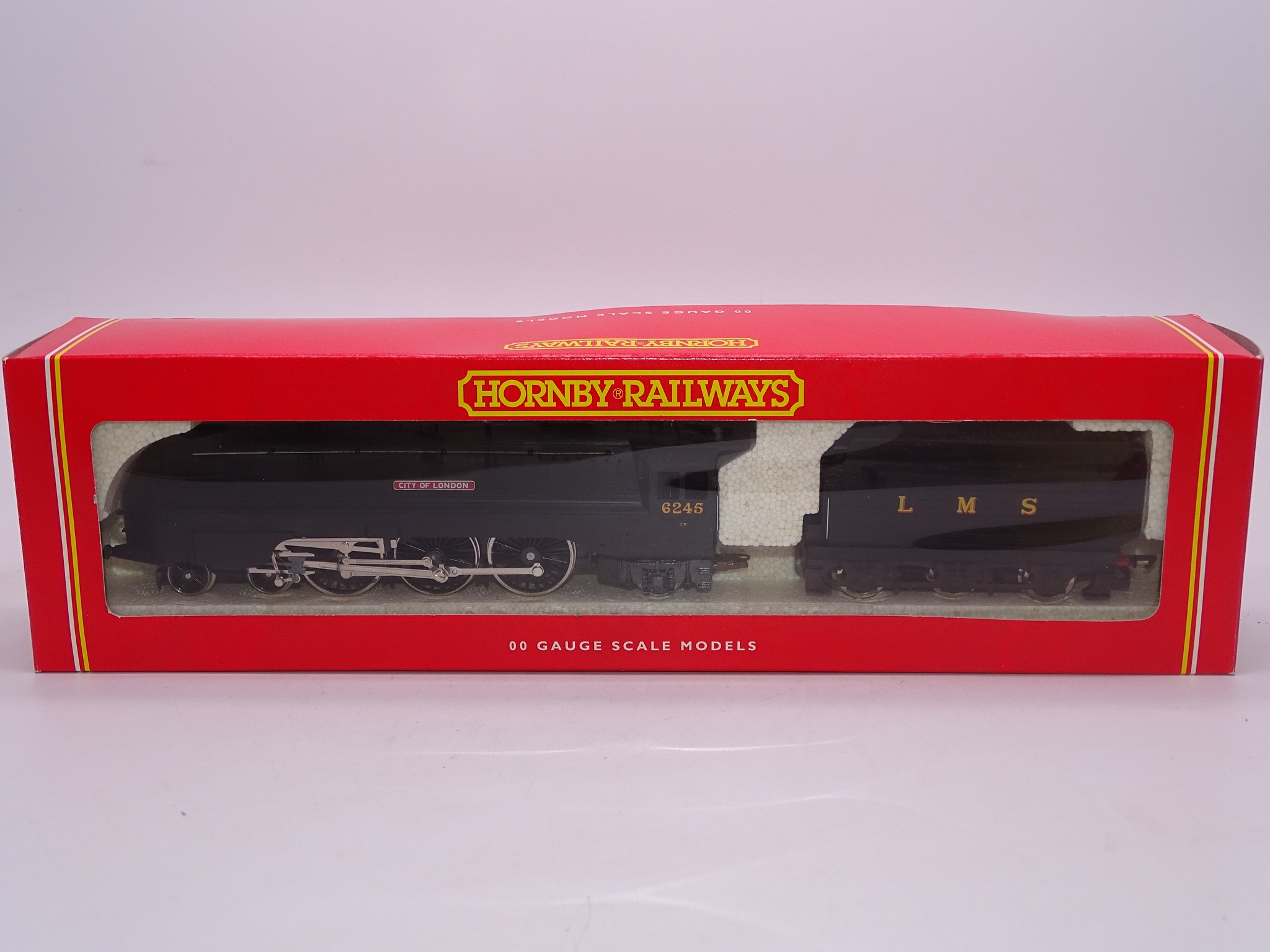 OO GAUGE - A Hornby R2092 Coronation Class steam l