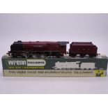 OO GAUGE - A Wrenn W2242 Duchess class locomotive