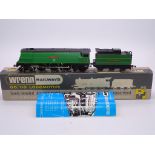 OO GAUGE - A Wrenn W2266 streamlined West Country