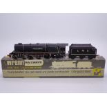 OO GAUGE - A Wrenn W2241 Duchess class locomotive