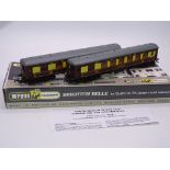 OO GAUGE - A Wrenn W3006/7 Brighton Belle 2 car el