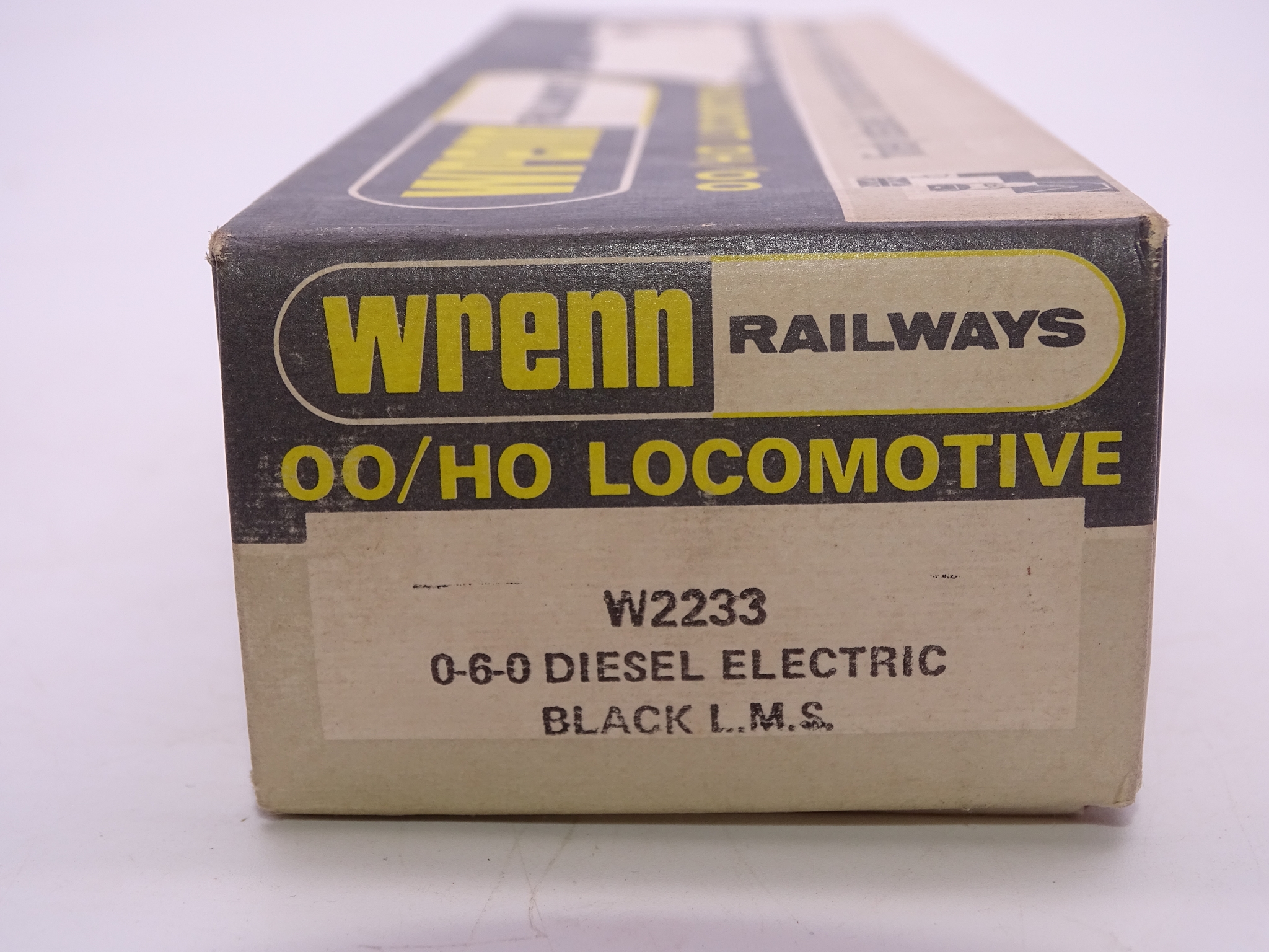 OO GAUGE - A Wrenn W2233 0-6-0 diesel locomotive i - Image 2 of 2