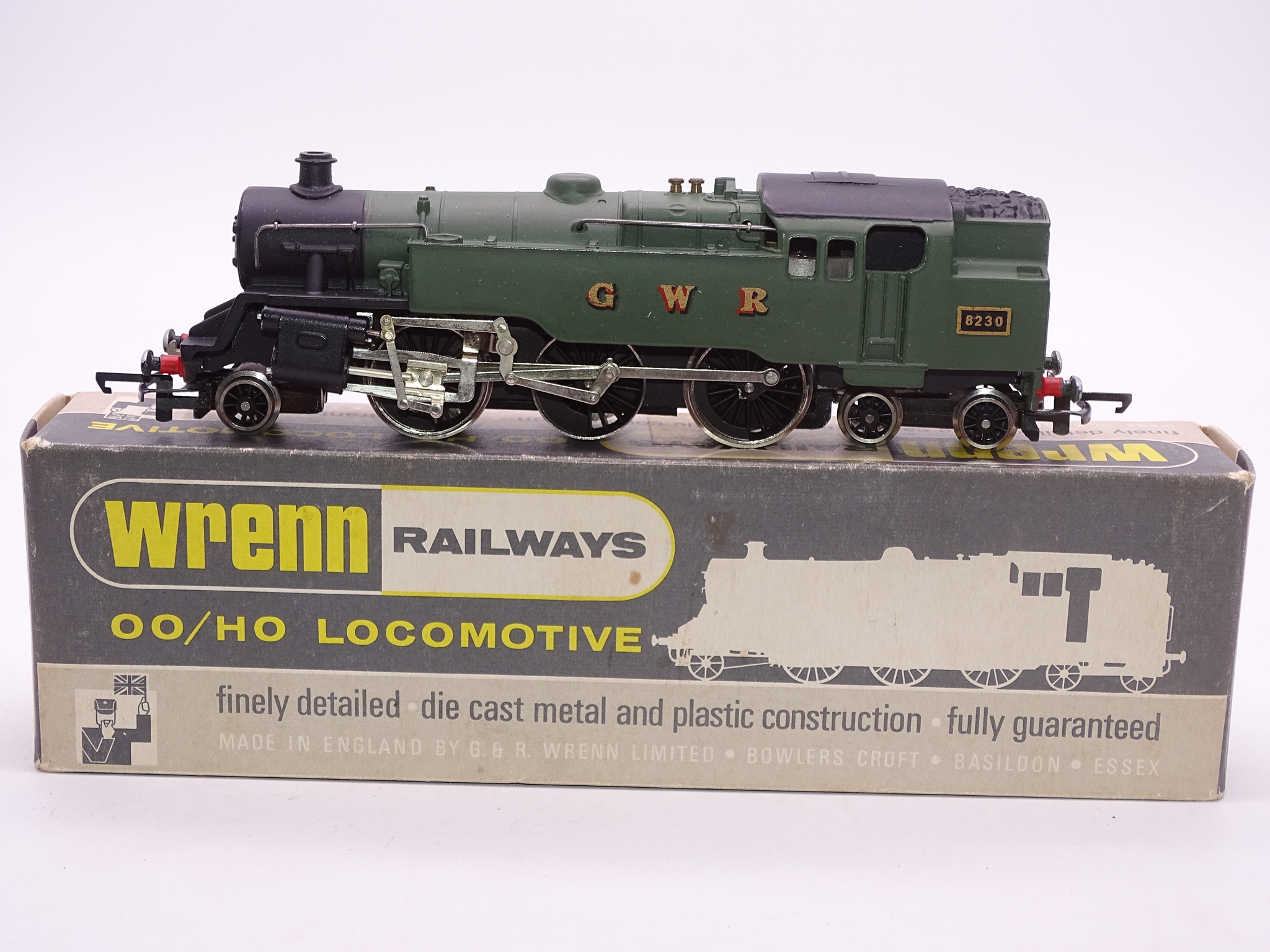 OO GAUGE - A Wrenn W2220 2-6-4 tank locomotive in