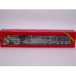 OO GAUGE - A Hornby R066 Duchess Class steam locom