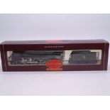 OO GAUGE - A Hornby R2010 Britannia Class steam lo