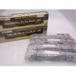 OO GAUGE - A group of Wrenn Pullman coaches, some