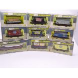 OO GAUGE - A group of Wrenn wagons as lotted. VG i