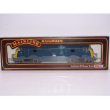 OO GAUGE - A Mainline Warship class diesel locomot