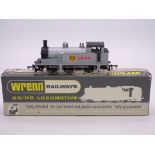 A Wrenn W2203 R1 class steam tank locomotive in Shell silver, unnumbered. VG in a G-VG box