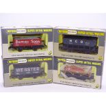A group of rarer Wrenn wagons, comprising W5035, W5061, W5097 and W5069. VG in G-VG boxes (4)