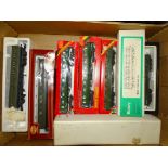 OO Gauge - A group of kitbuilt coaches by Roxey and others in Southern Railway colours. Built to a