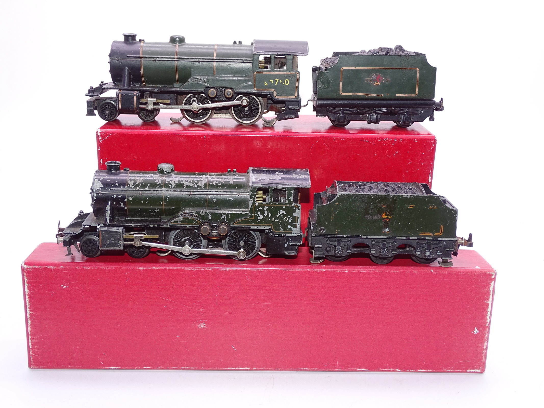 OO Gauge - A pair of Trix Twin Hunt Class steam locos 'Pytchley' in playworn condition - F-G in