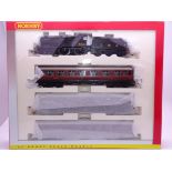 OO Gauge -A Hornby R2172 'Class 2P Locomotive' train pack including steam loco and 3 coaches - E,