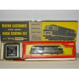 A Wrenn WHC400 "Horn Control" set with Tri-ang Hymek diesel locomotive and Wrenn electronic horn. VG