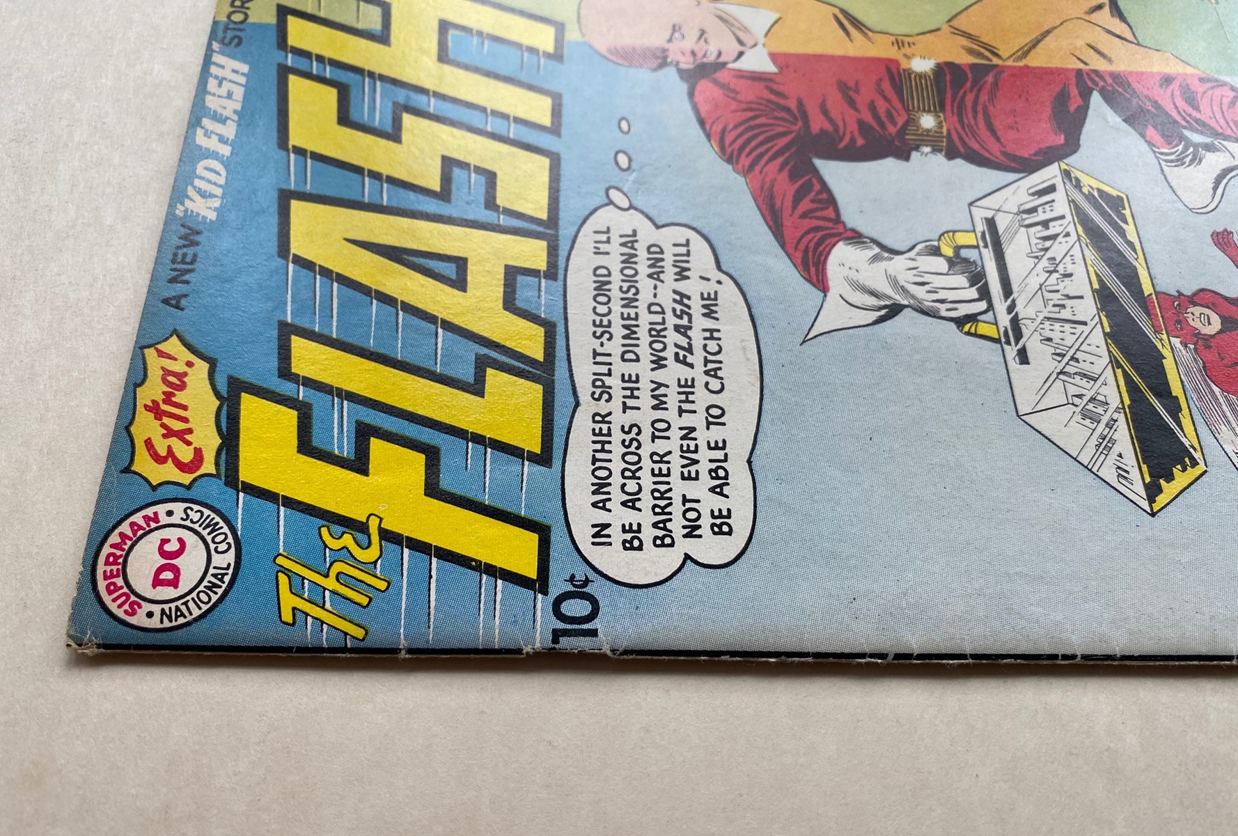 FLASH #116 (1960 - DC) FN+/VFN (Cents Copy) - First appearance of Wally West's father as Aliens from - Image 3 of 5