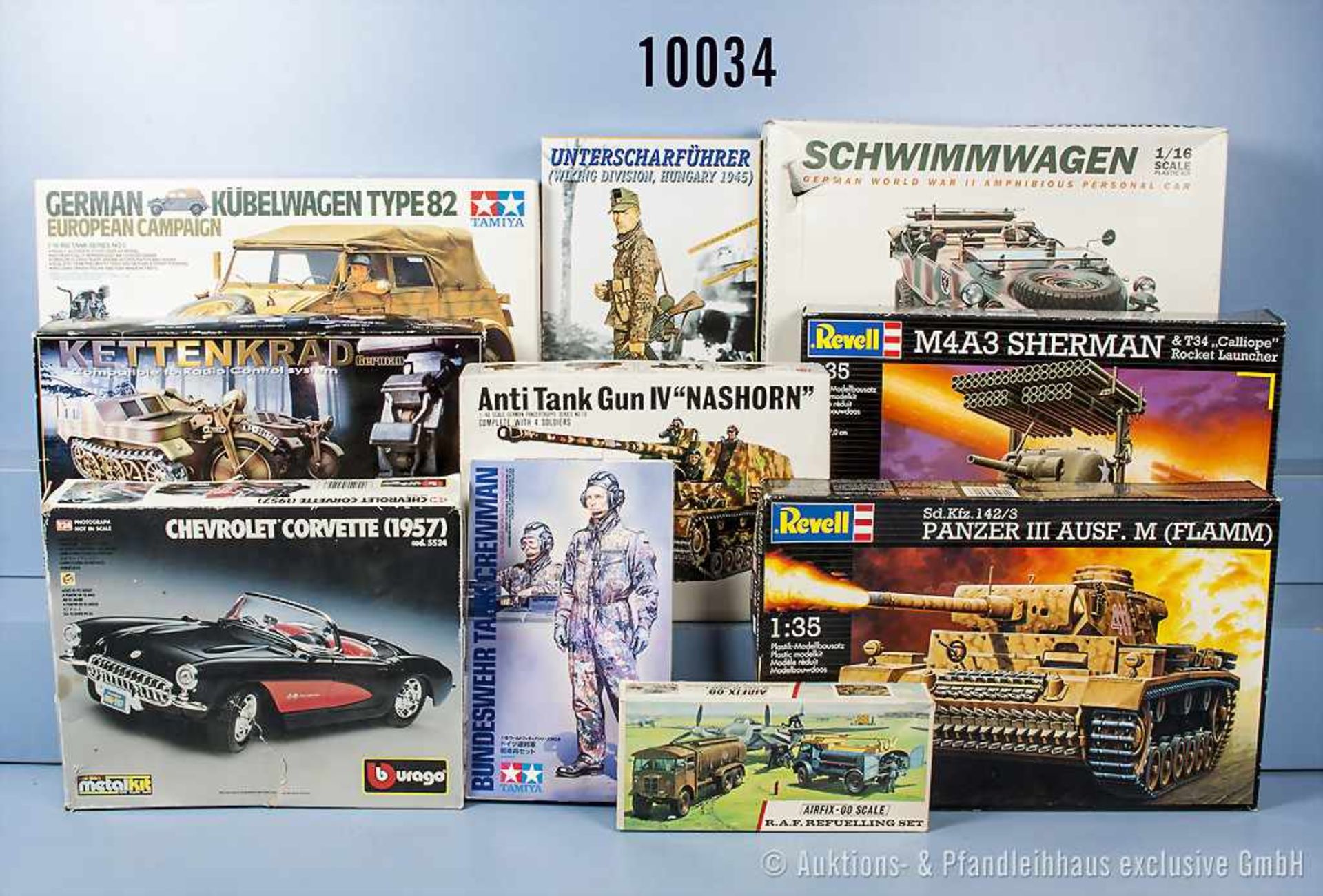 Konv. 10 Modellbausätze für Militärfahrzeuge, Figuren und Pkw, Kunststoffausf., M 1:16 bis 1:48,