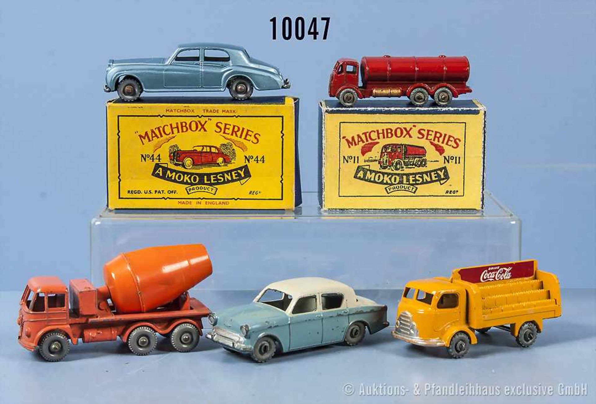 Konv. 5 Matchbox Fahrzeuge Serie 1-75, u. a. 11 A (in Replika Karton), 26 B, 37 B, 43 A und 44 A (in