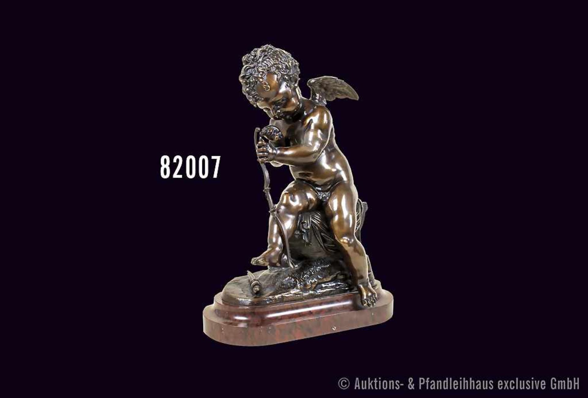 Bronzefigur Engel "Amor repariert seinen Bogen", H 44 cm, L 32 cm, modellierte Haare, auf Sockel, - Bild 6 aus 6