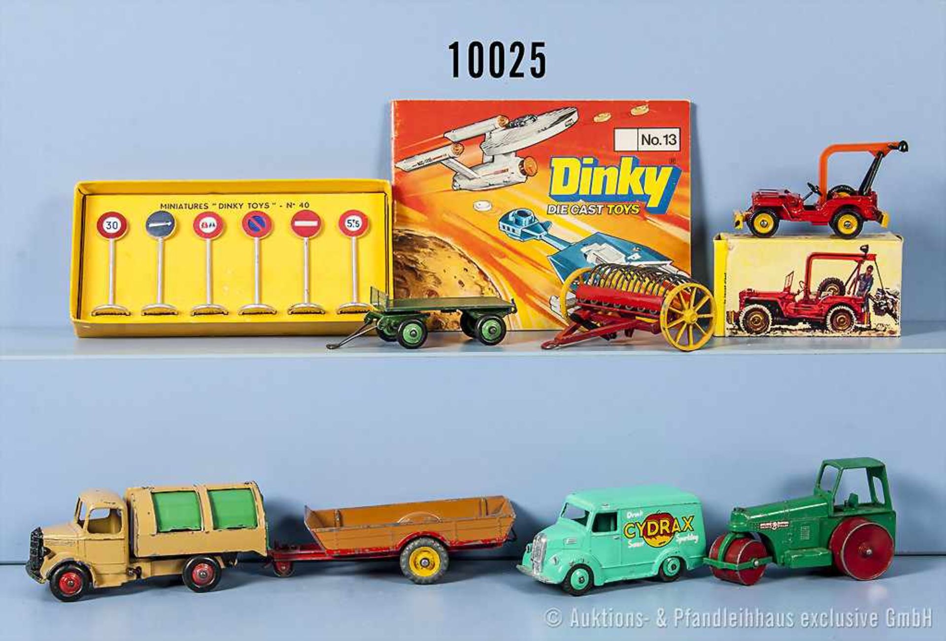 Konv. 4 Modellfahrzeuge, dabei Dinky Toys Bedford, Dinky Toys 1412 Jeep, Dinky Toys Trojan Van (