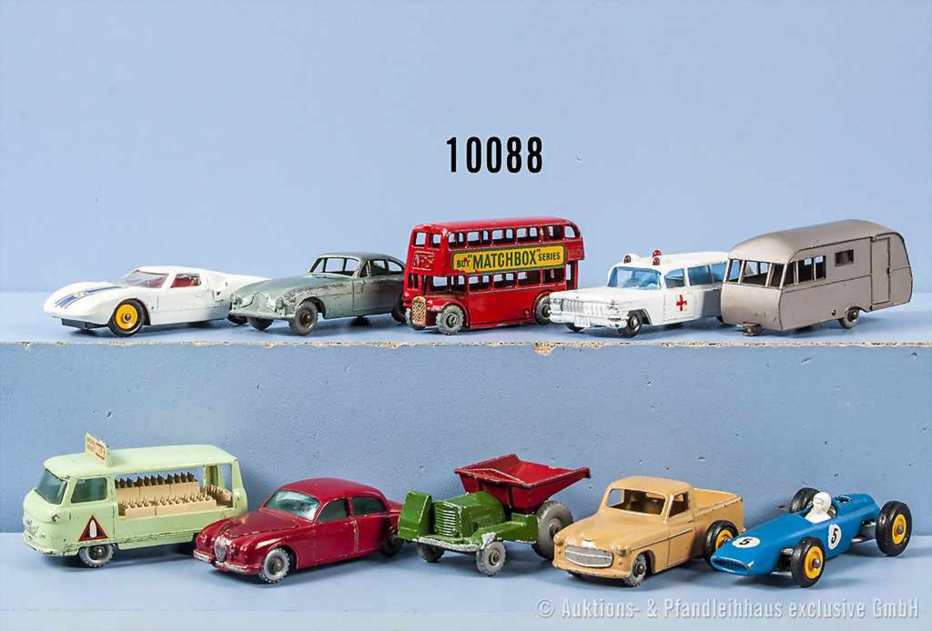 Konv. 10 Matchbox Fahrzeuge Serie 1-75, Nr. 2 B (Fahrefigur fehlt), 5 B, 21 C, 23 C, 41 C, 50 A,