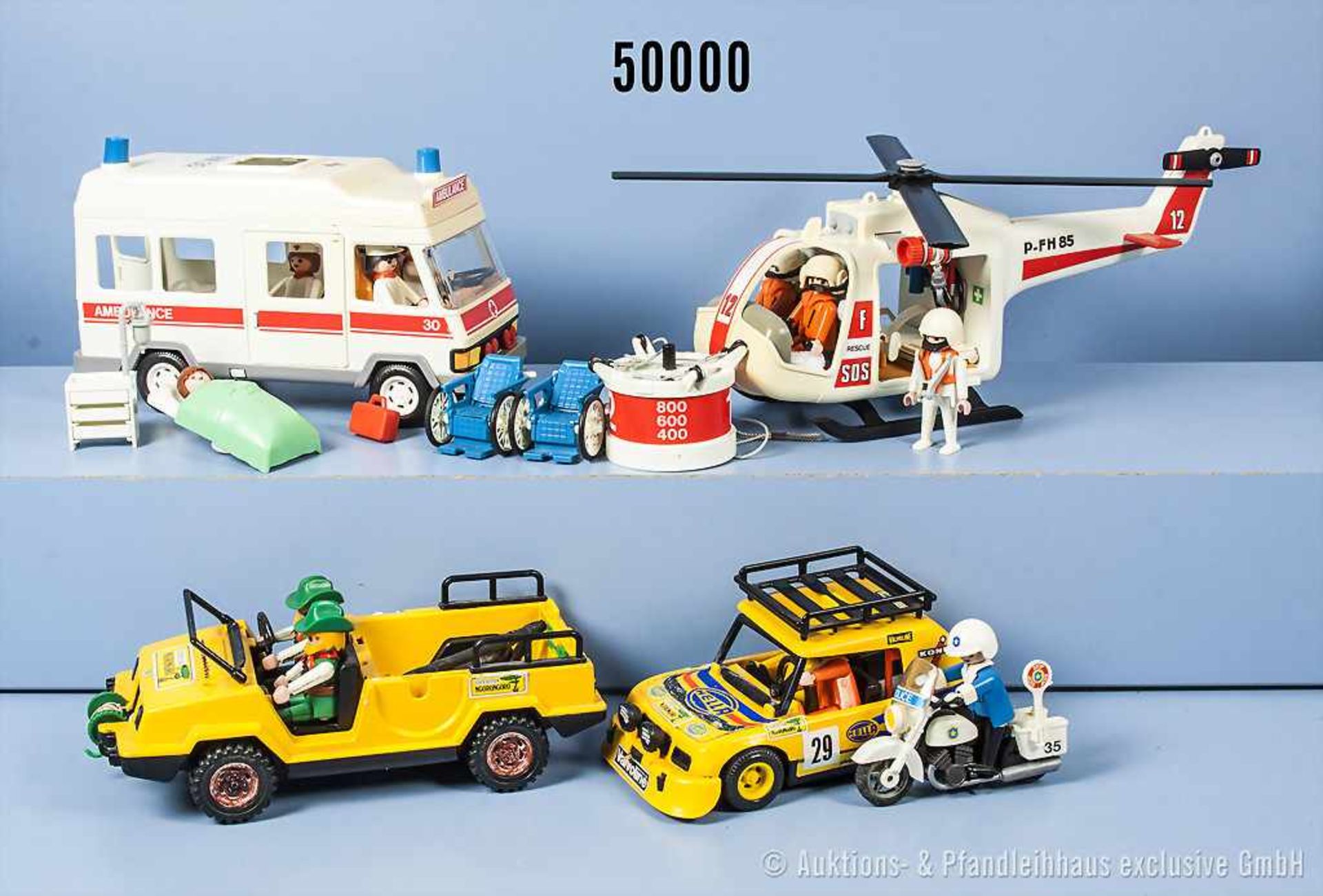 Konv. Playmobil, dabei Krankentransporter, Helikopter, Expeditionsjeep, Rallyefahrzeug, Polizei-