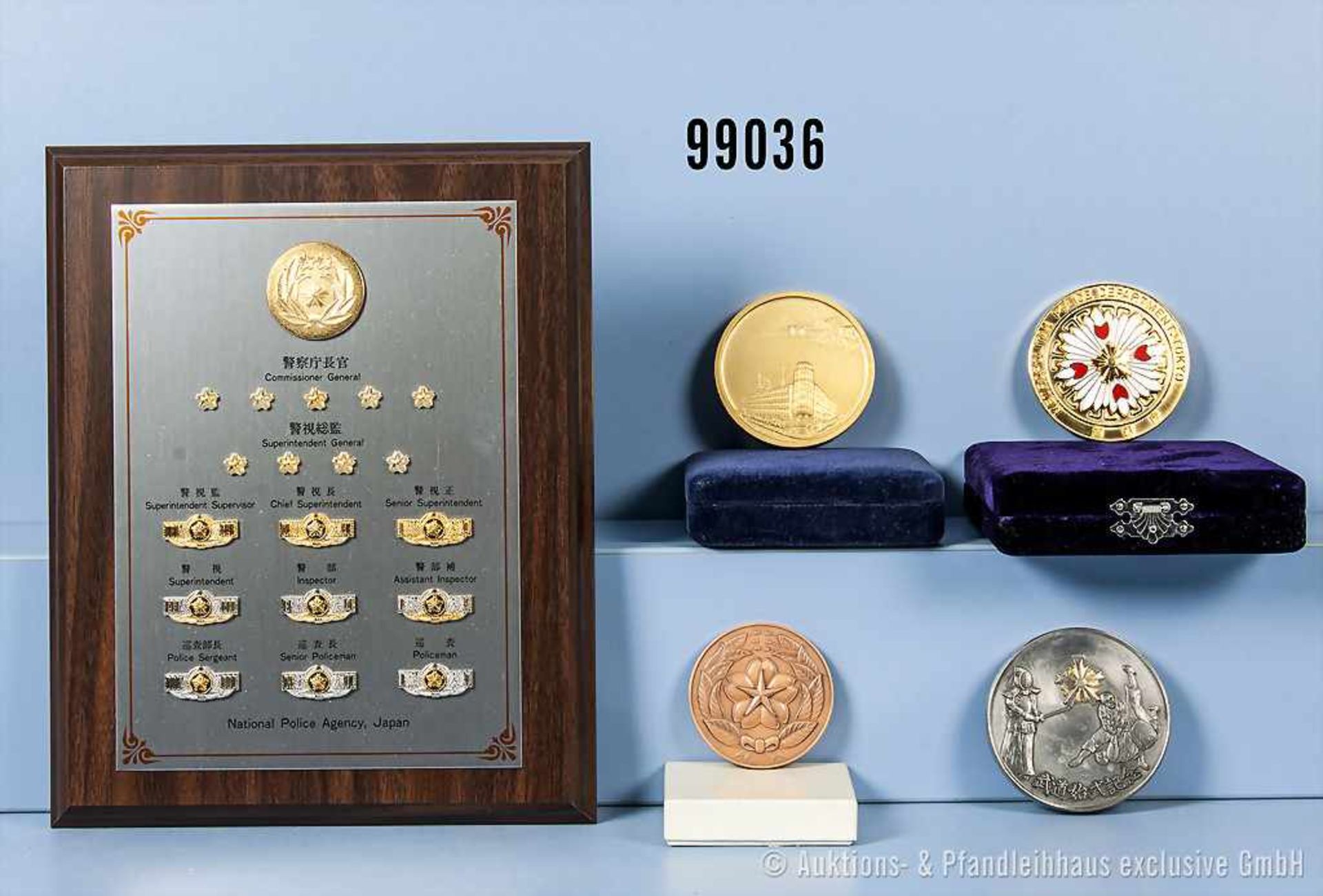 Konv. Japan, versch. Medaillen/Plaketten, Medaille vom "Metropolitan Police Department Tokyo",