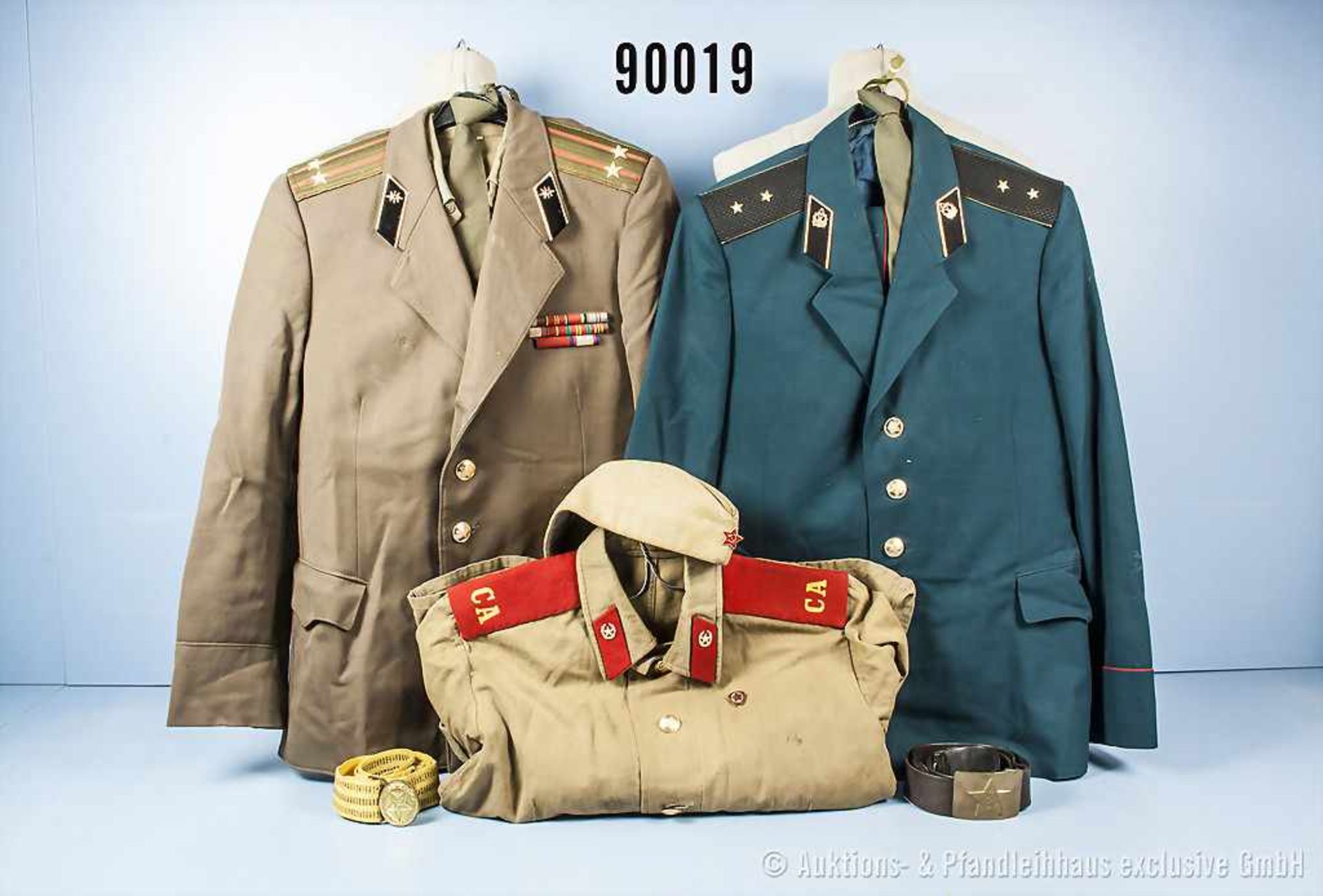 Sowjetunion/Russland, sehr umfangreiches Konvolut Uniformen, u.a. ca. 21 Uniformjacken, - Bild 2 aus 2