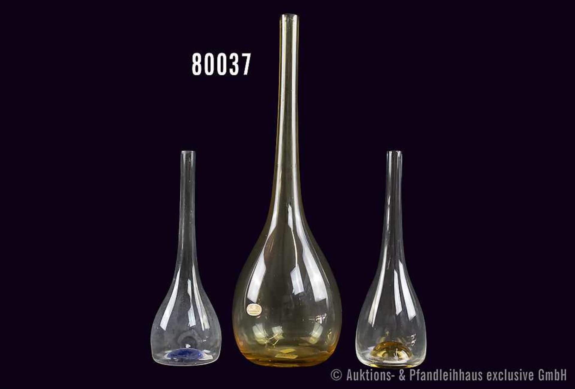 Konv. 3 Rosenthal Porzellan Glas-Vasen, dabei 2 x Vase für 1 Blume, auf dem Boden blauer und