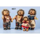 Konv. 4 Steiff Figuren, Micki, 2 x Mecki und Mucki, Stoff/Filzkörper, Plastikkopf, H 17 cm, guter