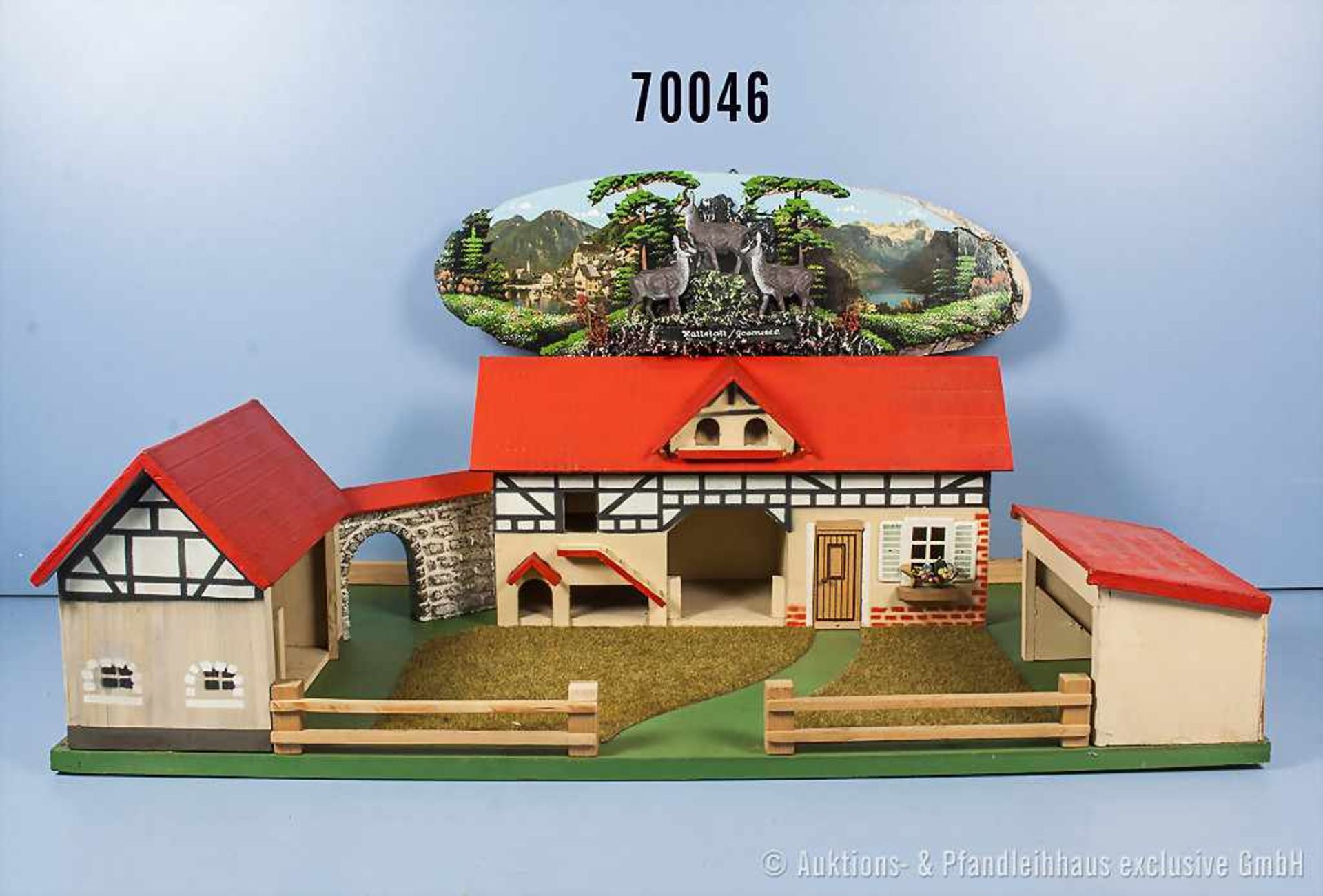 Konv. Elastolin Bauernhof mit Haupthaus und 2 Stallungen, lack. Holzausf., 83 x 45 cm, H 24 cm sowie