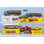 Konv. 6 Dinky Toys Replika Fahrzeuge, dabei 32 C, 942, 262, 1401, 24 N und 29 F, lack.