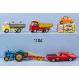 Konv. Corgi Toys Fahrzeuge, dabei 233, 2 x 64 G (Varianten), Traktor mit Pflug sowie Ford Mustang,