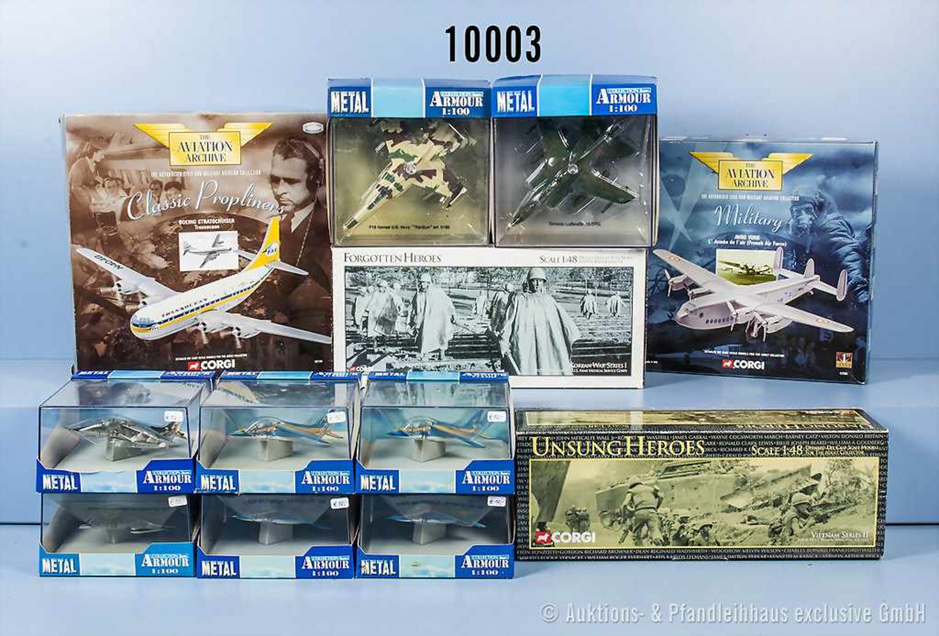Konv. 12 Flugzeug-Fertigmodelle, dabei Düsenjets, Helikopter und Passagierflugzeuge, M 1:48 bis 1: