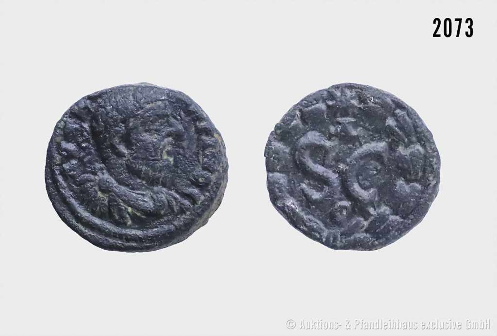 Römische Kaiserzeit, Macrinus (217-218), Kleinbronze, Antiochia/Syria. Vs. Gepanzerte Porträtbüste