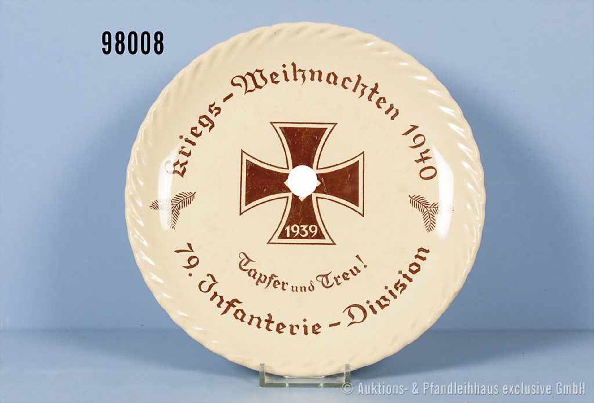 Wandteller mit EK Motiv, "Kriegs-Weihnachten 1940 – Tapfer und Treu! – 79. Infanterie-Division“,