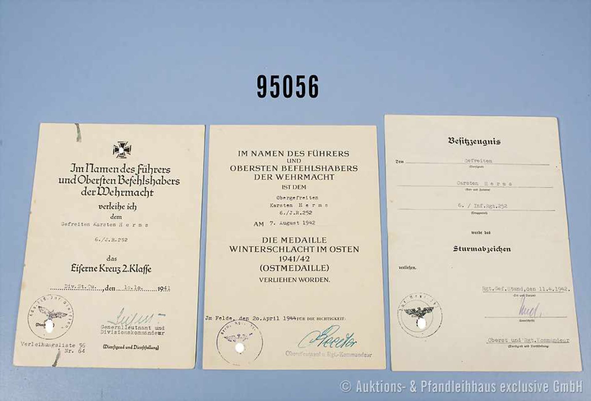 Dokumentennachlass eines Unteroffiziers im Infanterie Regiment 252, EK 2 1941, VWA Schwarz 1942, - Bild 2 aus 2