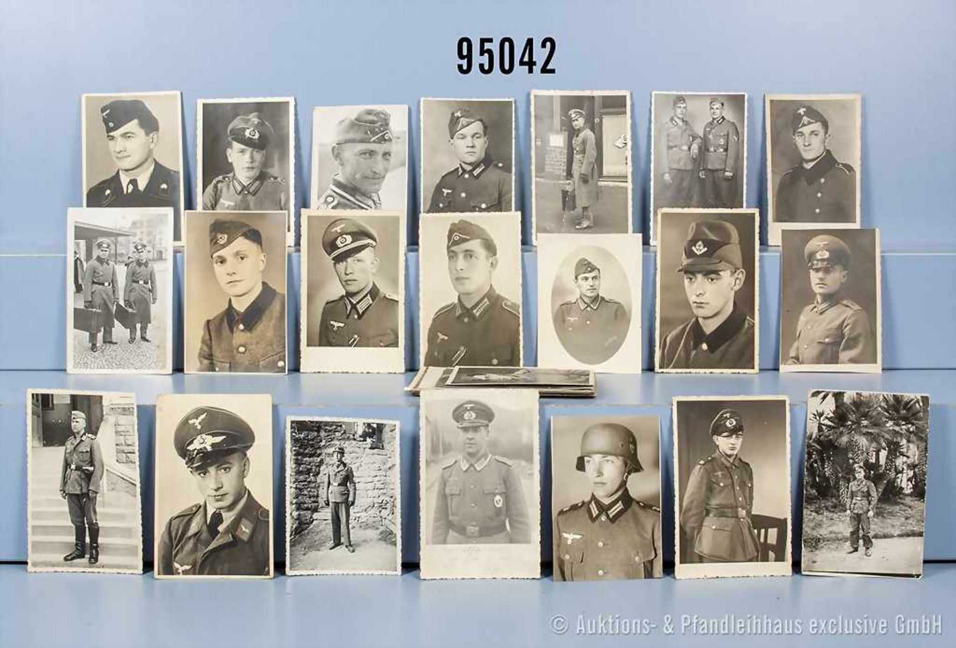 Konv. 31 überwiegend Portraits Wehrmacht Heer in Postkartengröße, u. a. Gebirgsjäger, Panzer,