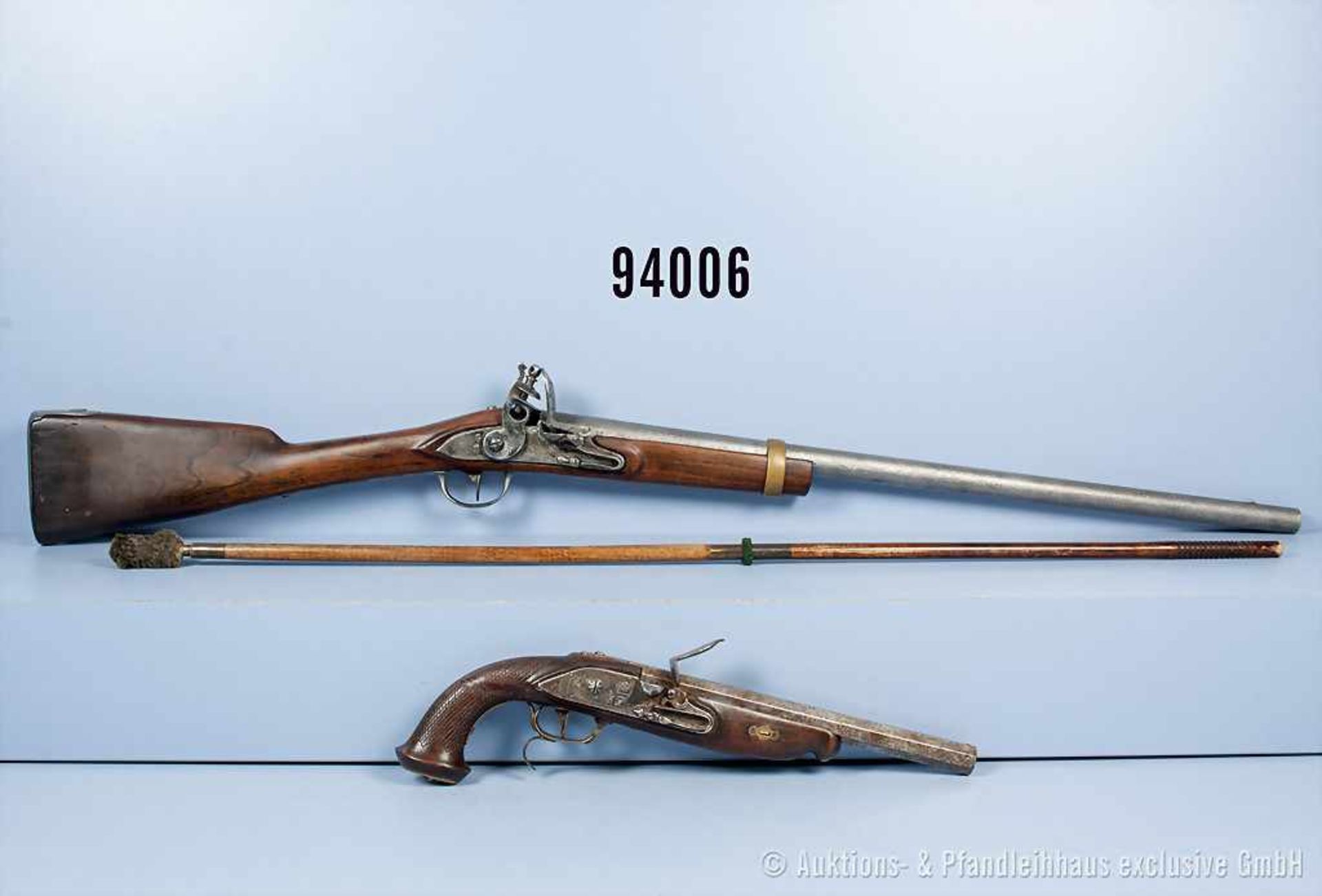 Konv. Steinschlosspistole mit fehlendem Hahn, L ca. 41 cm, Steinschlossgewehr mit ergänztem Schaft
