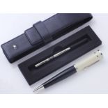 MONTBLANC ''GRETA GARBO'' Stylo à bille en métal argenté et résine de couleur [...]