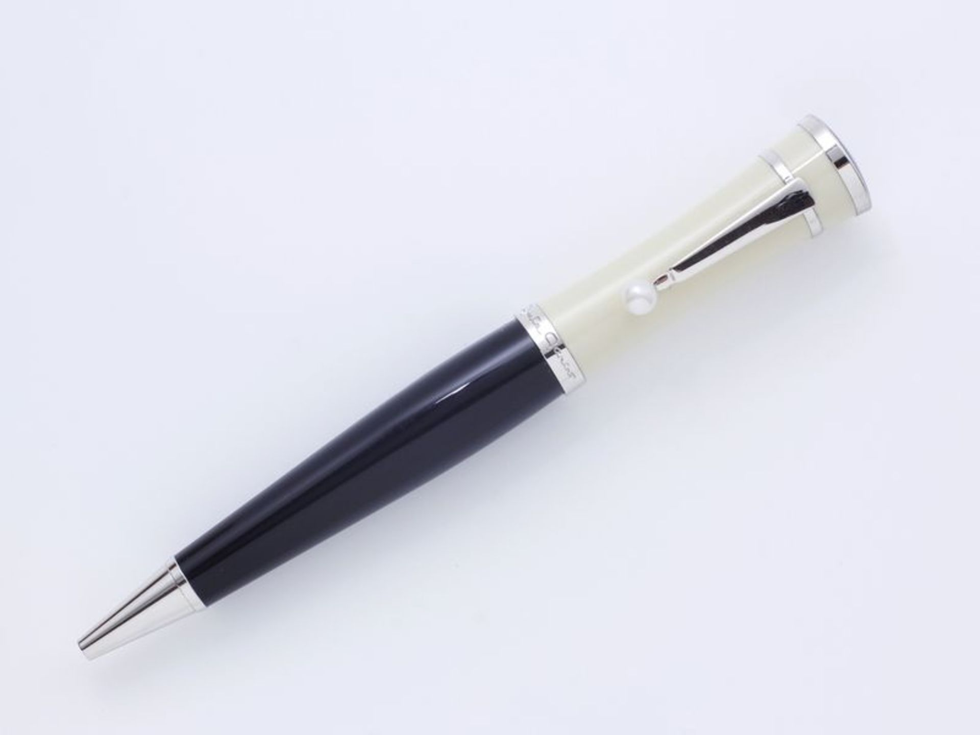 MONTBLANC ''GRETA GARBO'' Stylo à bille en métal argenté et résine de couleur [...] - Bild 2 aus 5