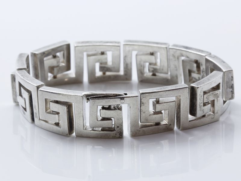 HERMÈS PARIS Bracelet articulé en argent 800 millièmes composé d'une suite de [...] - Image 2 of 4