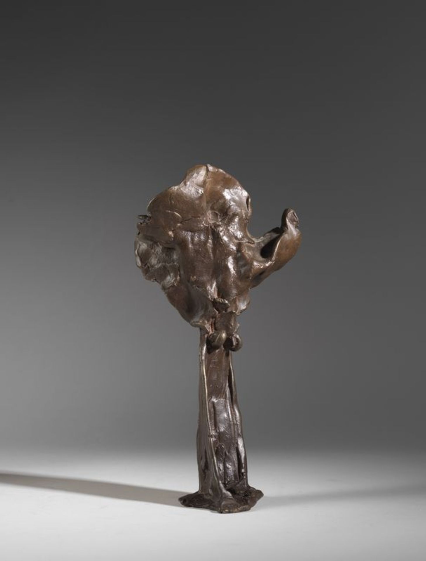 Apelles FENOSA (1899-1988) - Babylonienne, 1964 - Bronze à patine nuancée signée [...] - Bild 2 aus 4