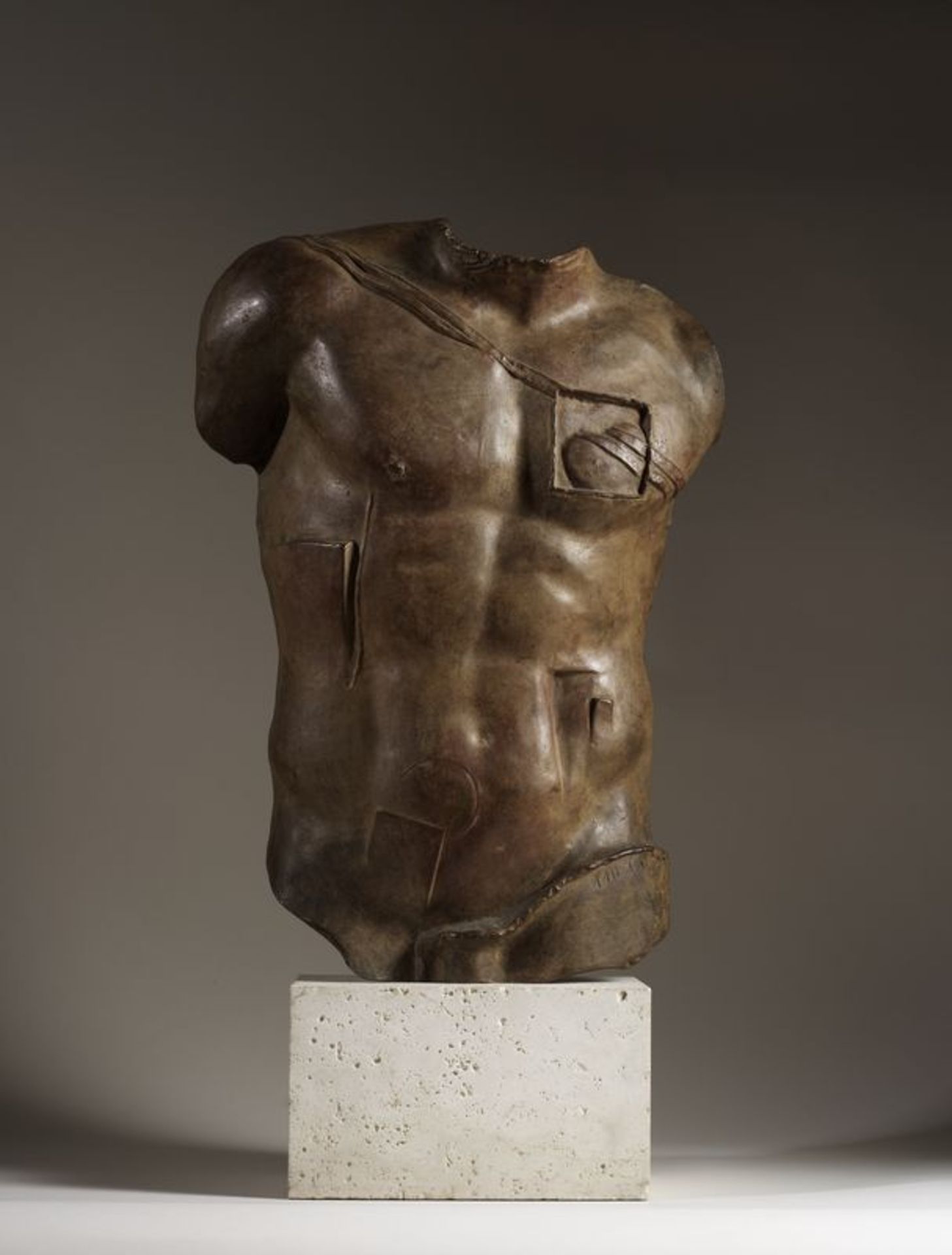 Igor MITORAJ (1944-2014) - Persée - Sculpture en bronze à patine marron - Signé et [...]